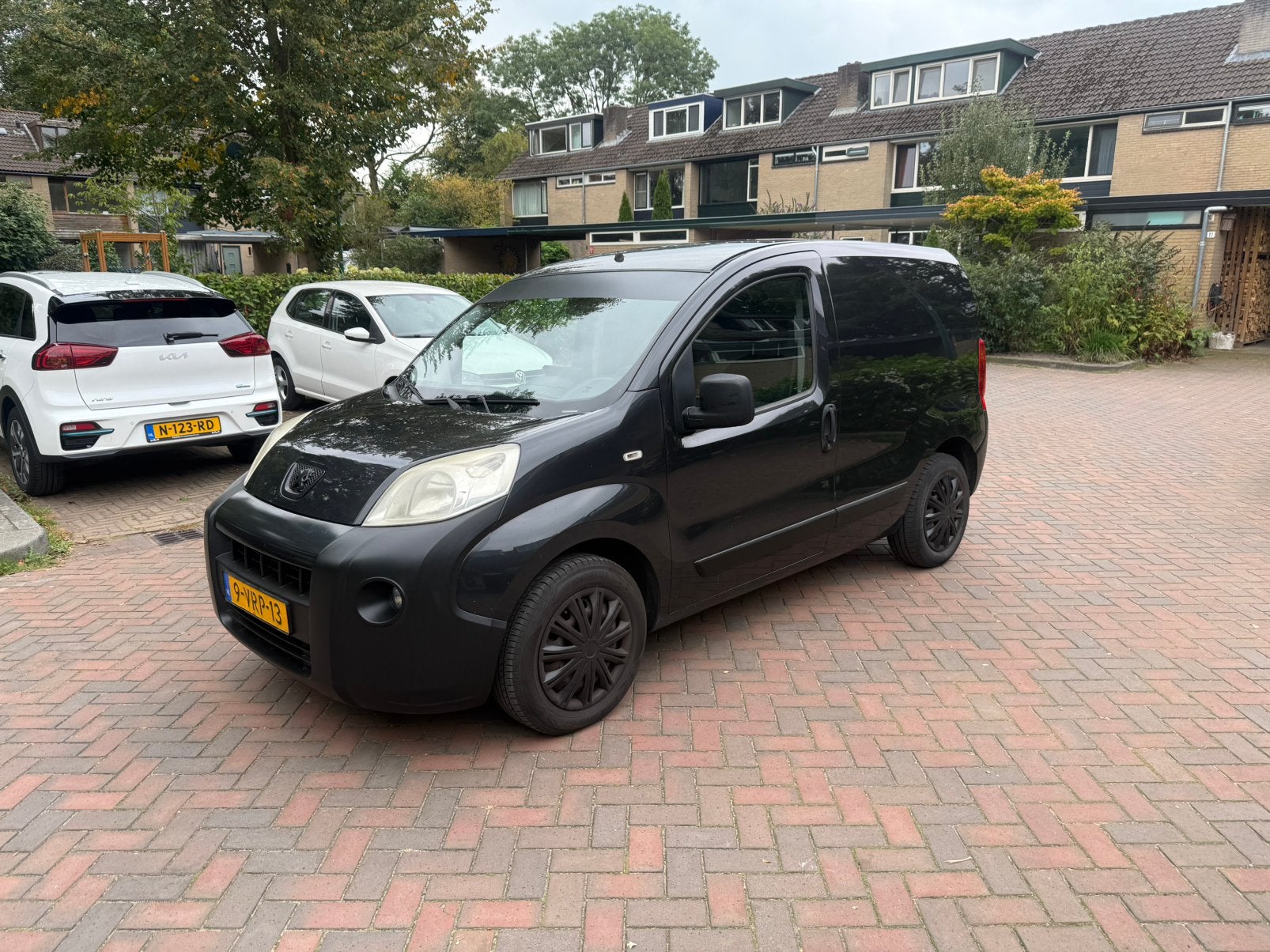 Peugeot Bipper 1.3 HDI | CarPlay | Zwart | Nette werkbus, Auto's, Voorwielaandrijving, Euro 5, Stof, 4 cilinders