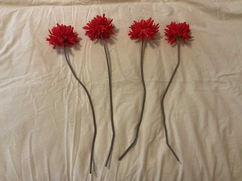Rode zijden bloemen, Binnen, Kunstbloem, Ophalen of Verzenden, Zo goed als nieuw