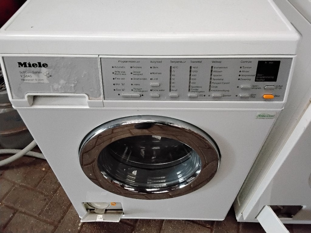 Wasmachine miele softcare, Ophalen, Energieklasse A of zuiniger, Zo goed als nieuw, 85 tot 90 cm