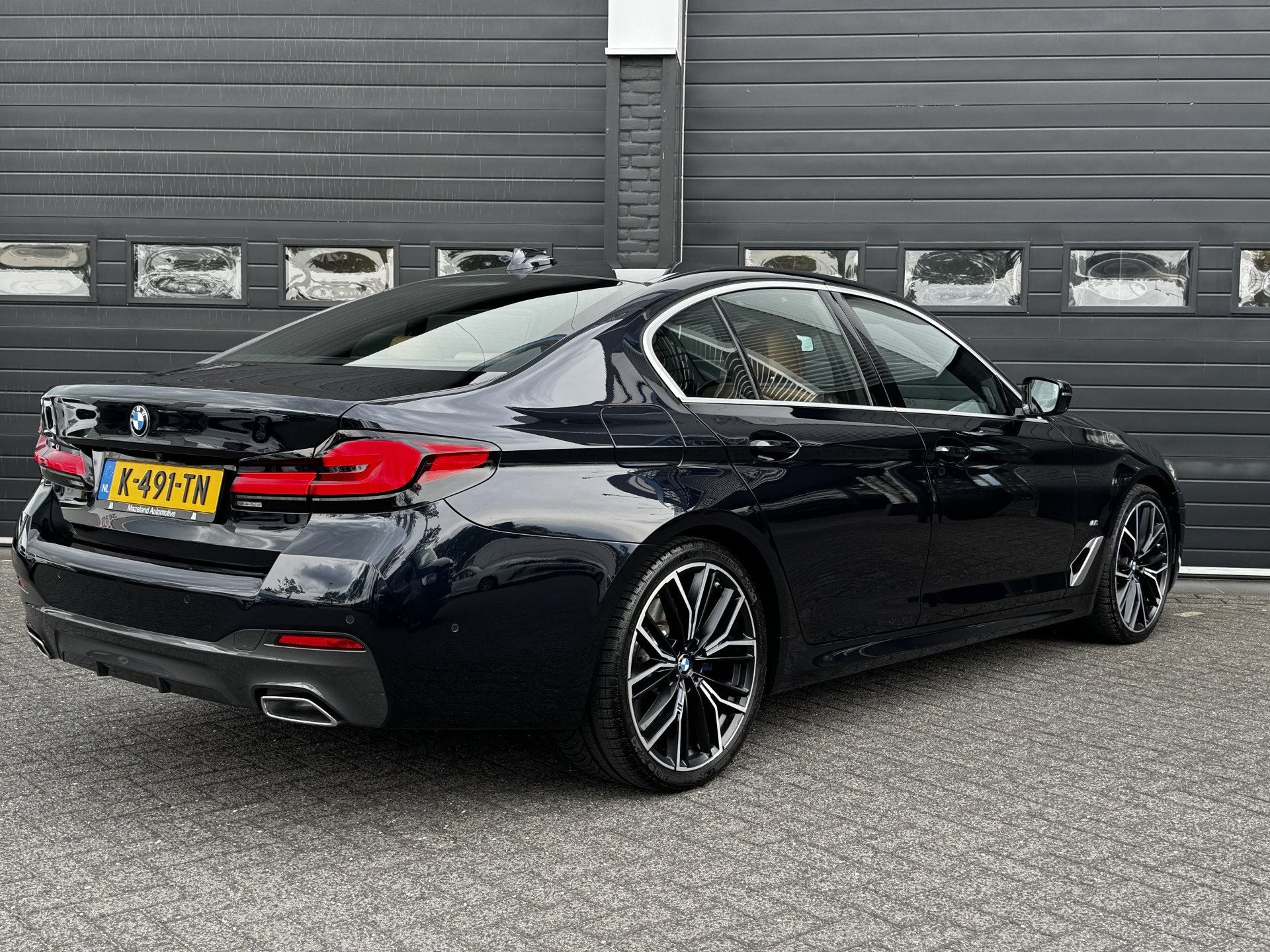 BMW 5 Serie 530i High Executive | Pano | Head up | Laser | H, Auto's, BMW, Automaat, 1998 cc, Achterwielaandrijving, Gebruikt