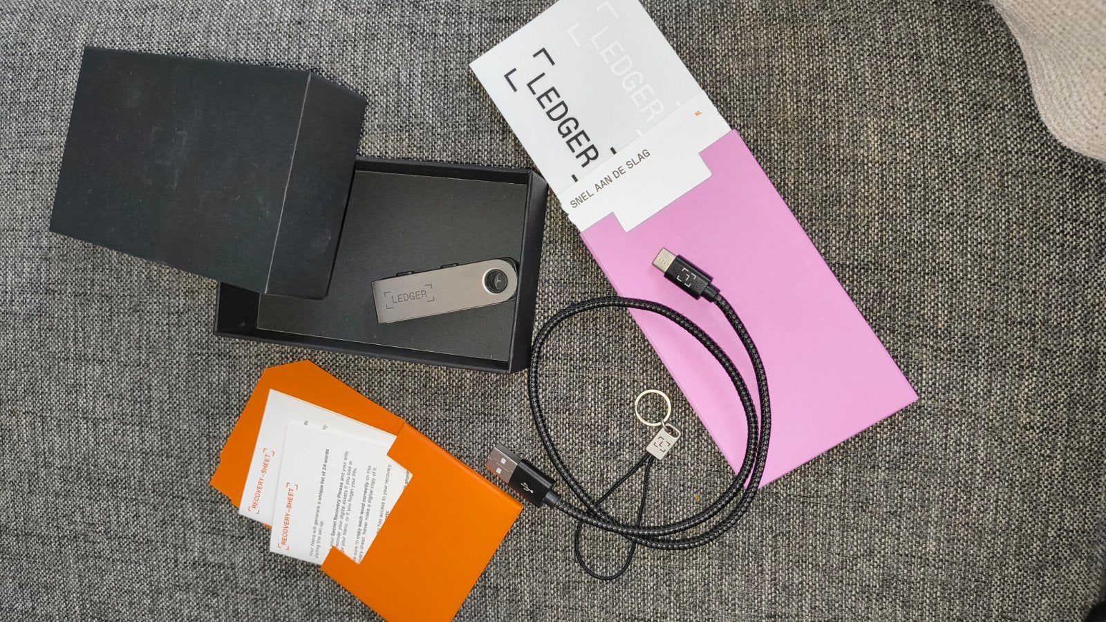 Ledger Nano S Plus - Nieuwstaat, Ophalen of Verzenden, Zo goed als nieuw