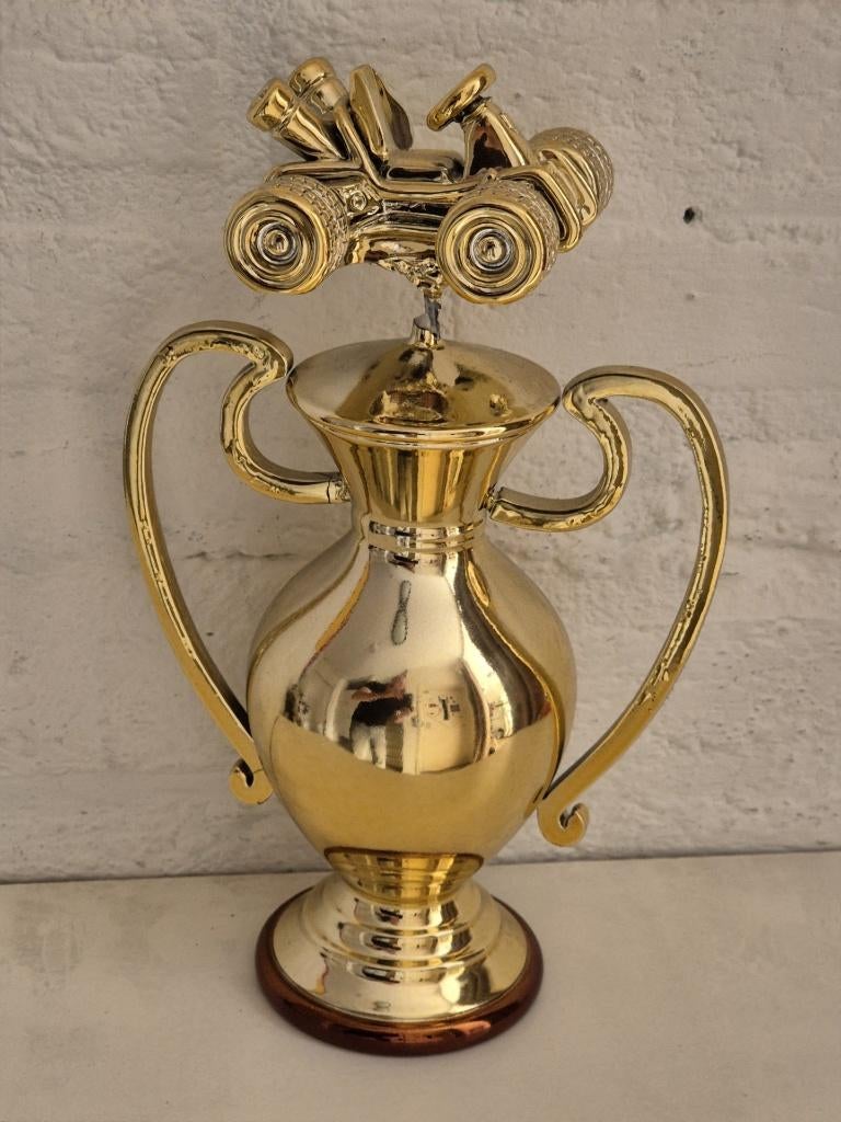 CRASH CRT trophy by SHOWGAME 085/100, Gebruikt, 1 speler, Racen en Vliegen, Ophalen of Verzenden