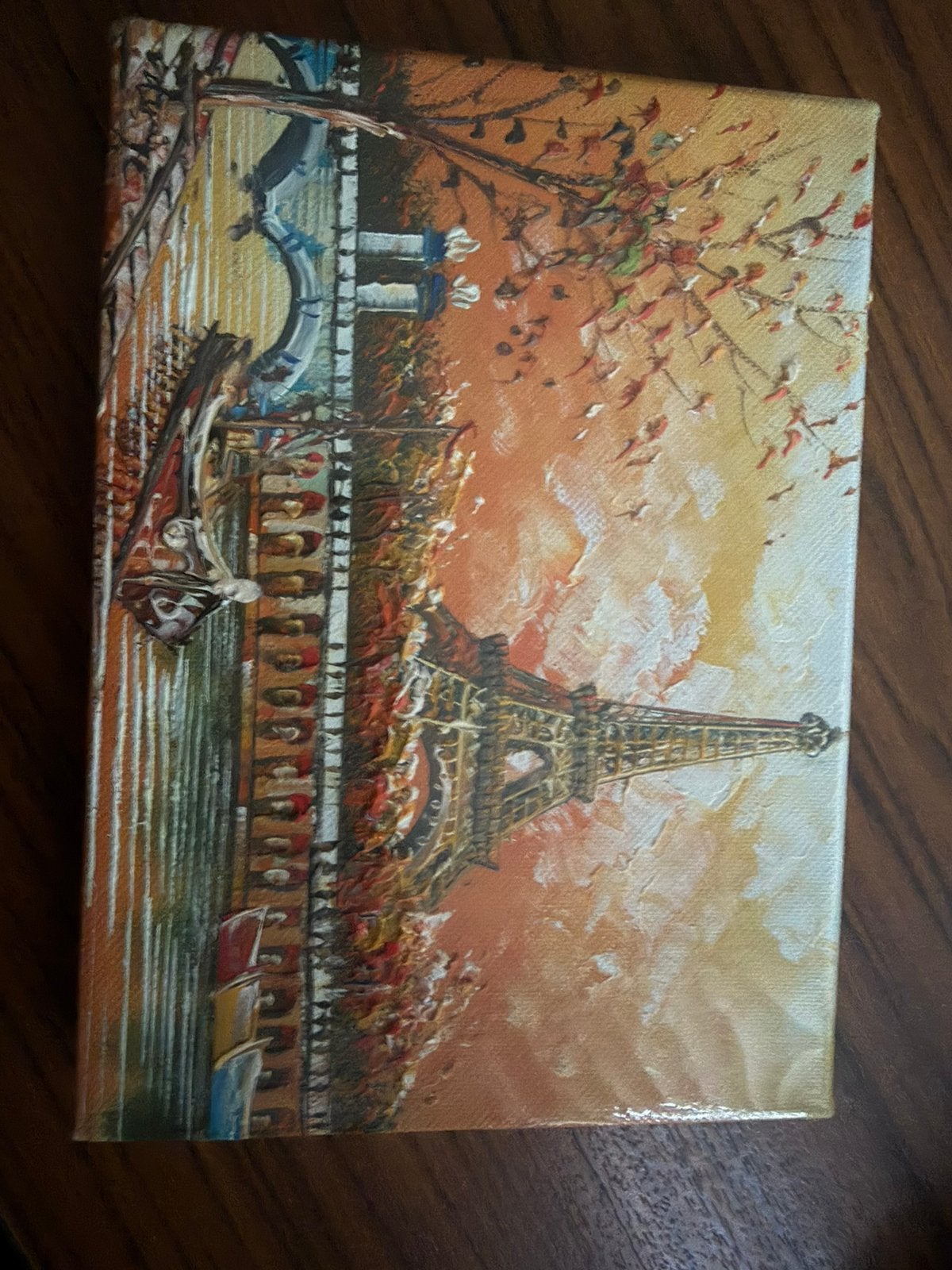 Mooie klein schilderij autumn in Paris nieuw kostte €100, Ophalen of Verzenden