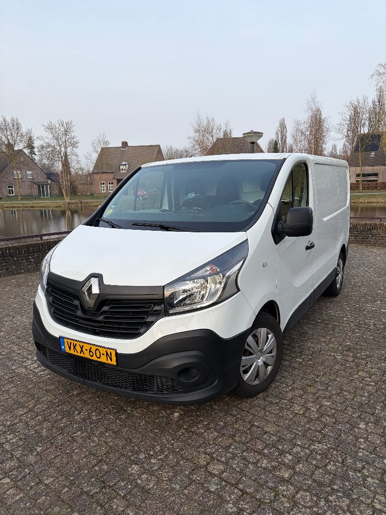 Renault Trafic 2018 | BTW-Vrij | Onderhouden | APK tot 3-27, Voorwielaandrijving, Electronic Stability Program (ESP), 2000 kg