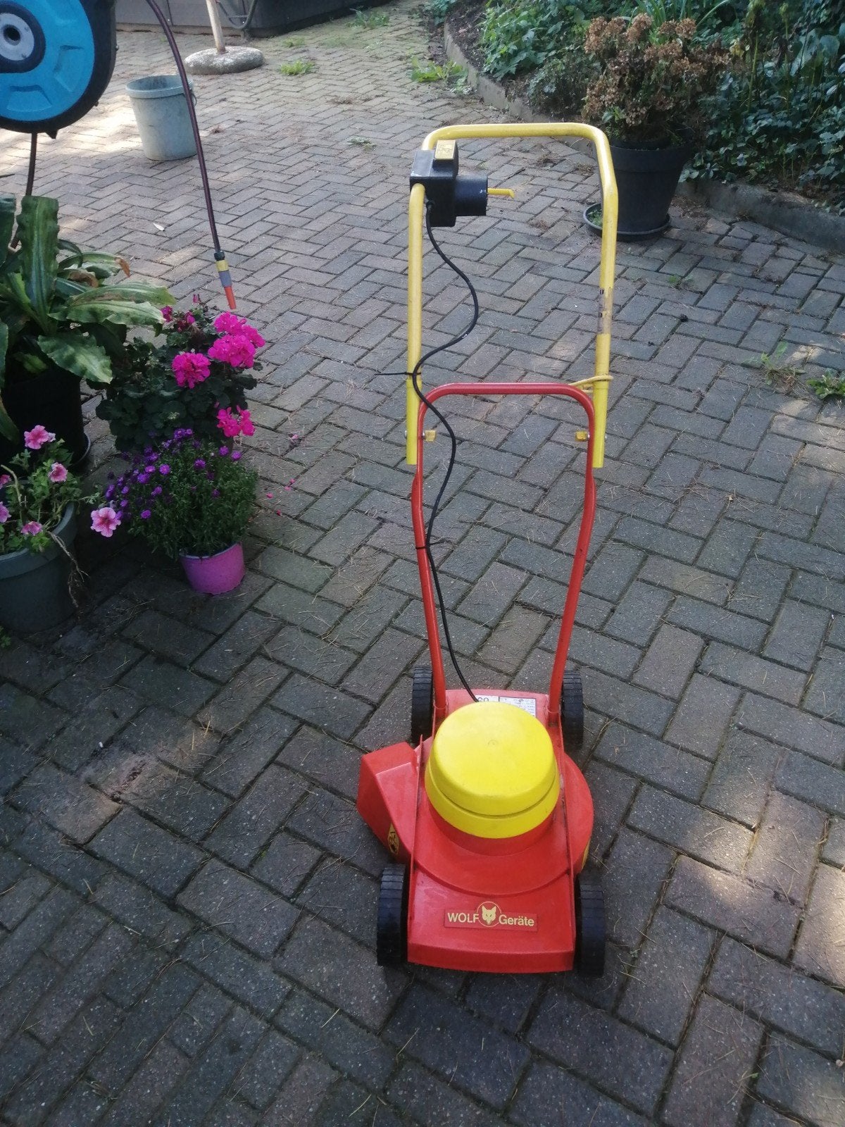 Wolf Elektrische Grasmaaier - Compact en Opvouwbaar, Tuin en Terras, Ophalen of Verzenden, Gebruikt, Elektrische grasmaaier, Wolf