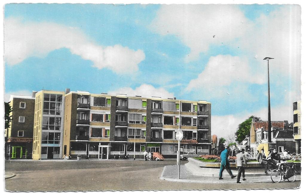 AK Delfzijl - Burg. Buiskoolplein, Verzenden, 1960 tot 1980, Ongelopen, Groningen