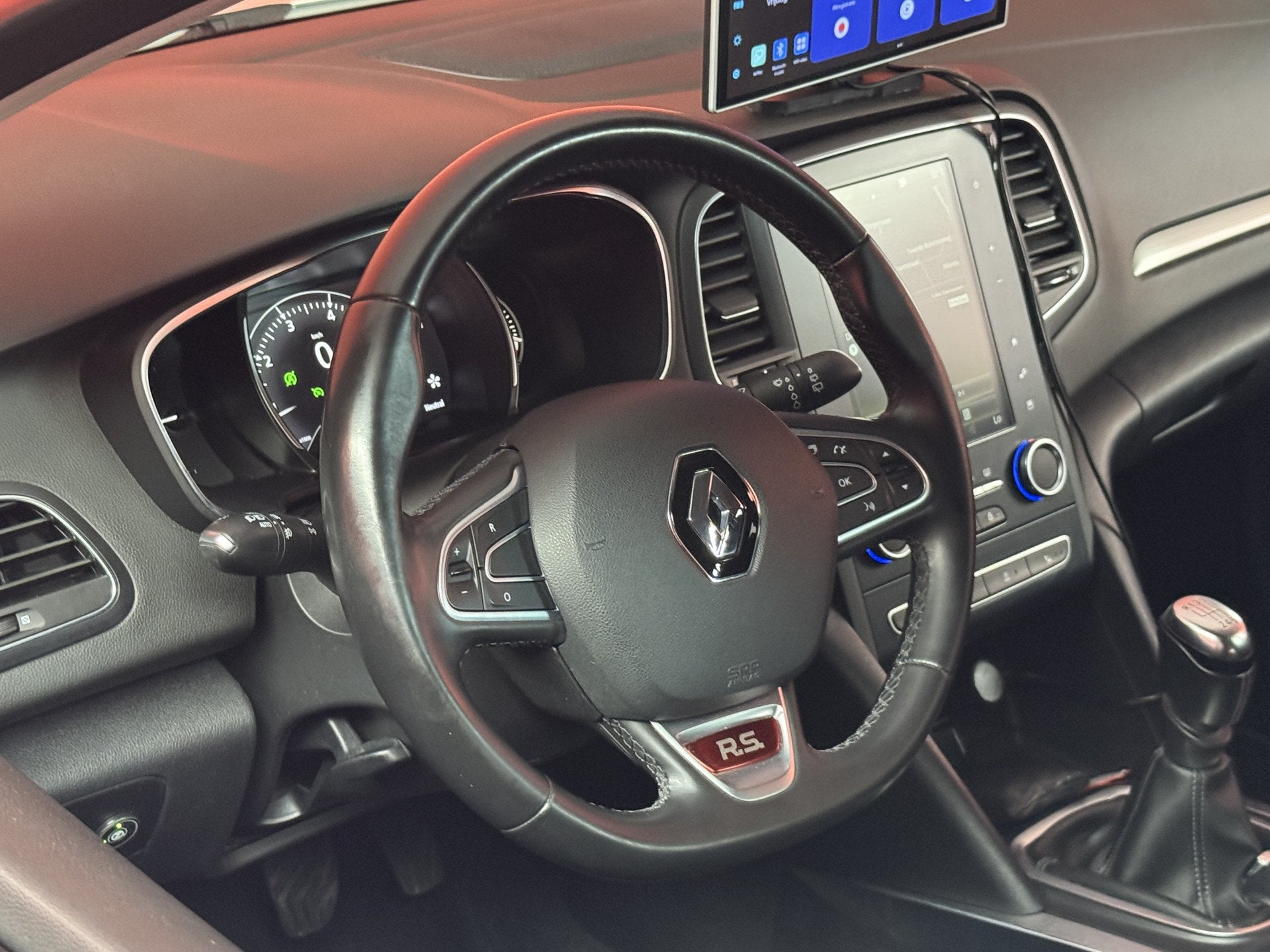 Renault Mégane Estate 1.2 TCe Zen | RIJKLAAR | Navi, Auto's, Voorwielaandrijving, Gebruikt, 4 cilinders, Handgeschakeld