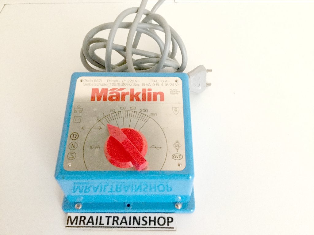 6671 MARKLIN HO - Transformator 16VA/220V (B2600102), Ophalen of Verzenden, Zo goed als nieuw, Analoog, Märklin