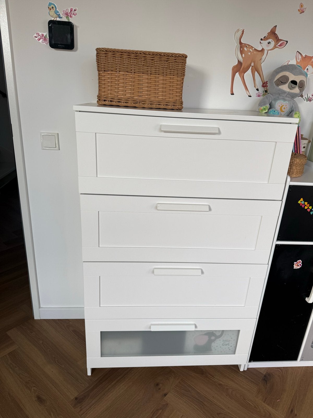 Ikea Brimnes - Witte ladekast met 4 laden -zo goed als nieuw, Ophalen, Overige materialen, 100 tot 150 cm, 50 tot 100 cm