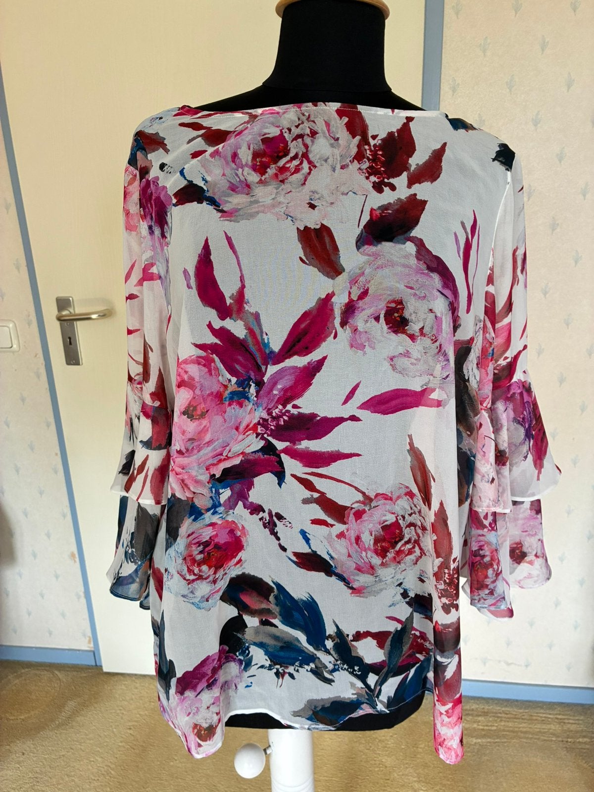 206 Nieuwe blouse van Monari in maat 44, Verzenden, Nieuw, Maat 42/44 (L), Wit