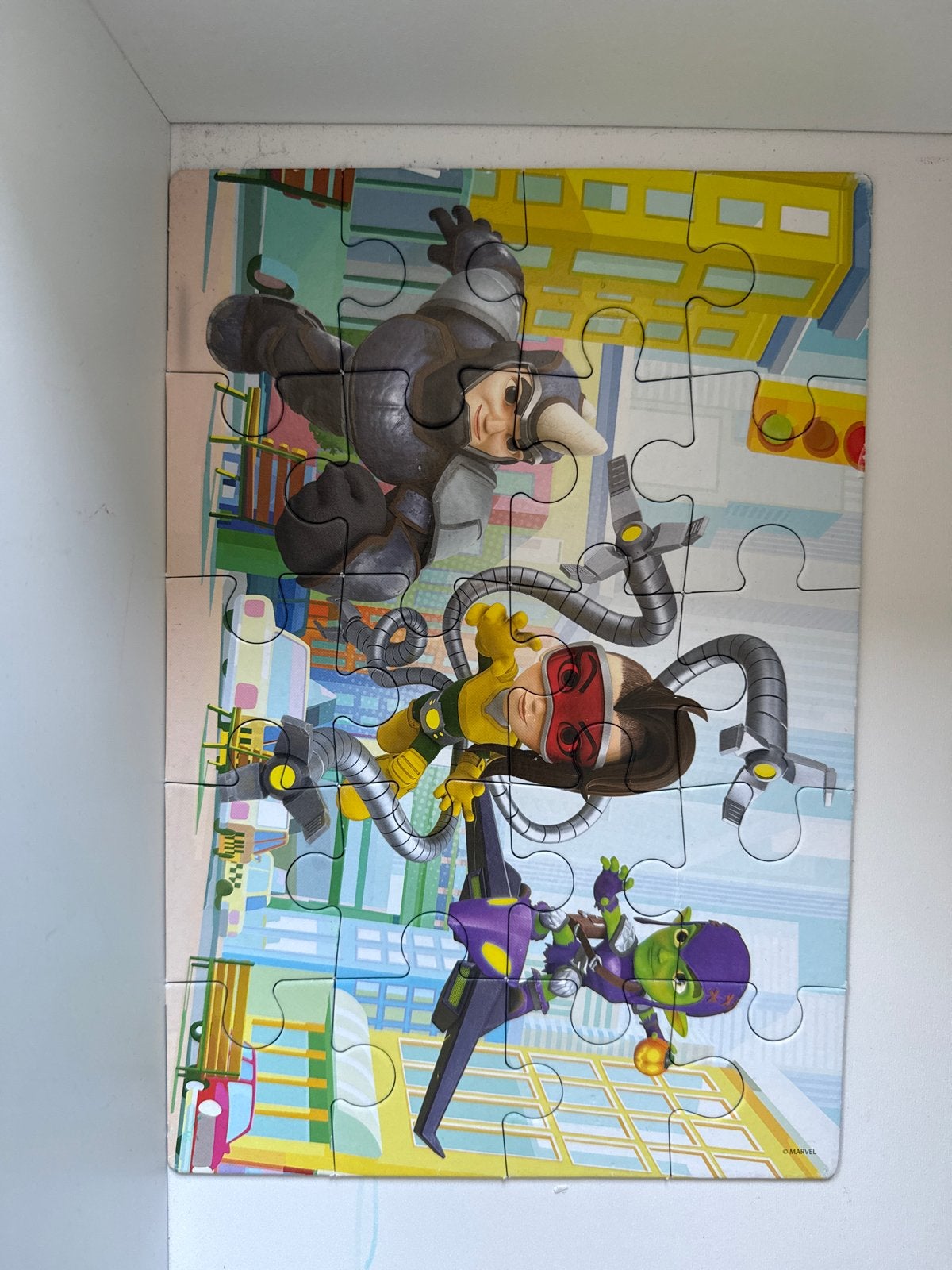 Leuke puzzel met Marvel-personages, Ophalen of Verzenden, Minder dan 500 stukjes, Gebruikt, Legpuzzel