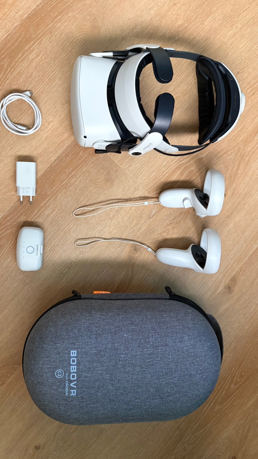 Meta Quest 2 + headstrap met extra accu + case, Spelcomputers en Games, Ophalen of Verzenden, Zo goed als nieuw, VR-bril, Overige platformen