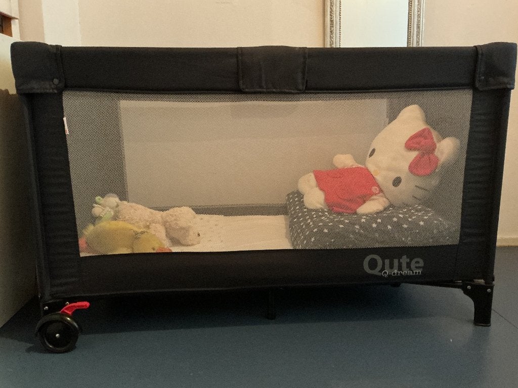 Campingbedje, Kinderen en Baby's, Babywiegjes en Ledikanten, Ophalen, Gebruikt, Reisbedje