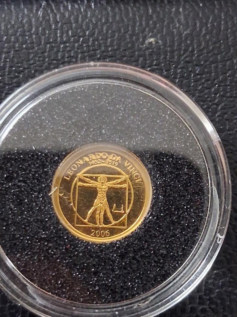Mongolie goud 500 tugrik Leonardo Da Vinci, Postzegels en Munten, Ophalen of Verzenden, Goud
