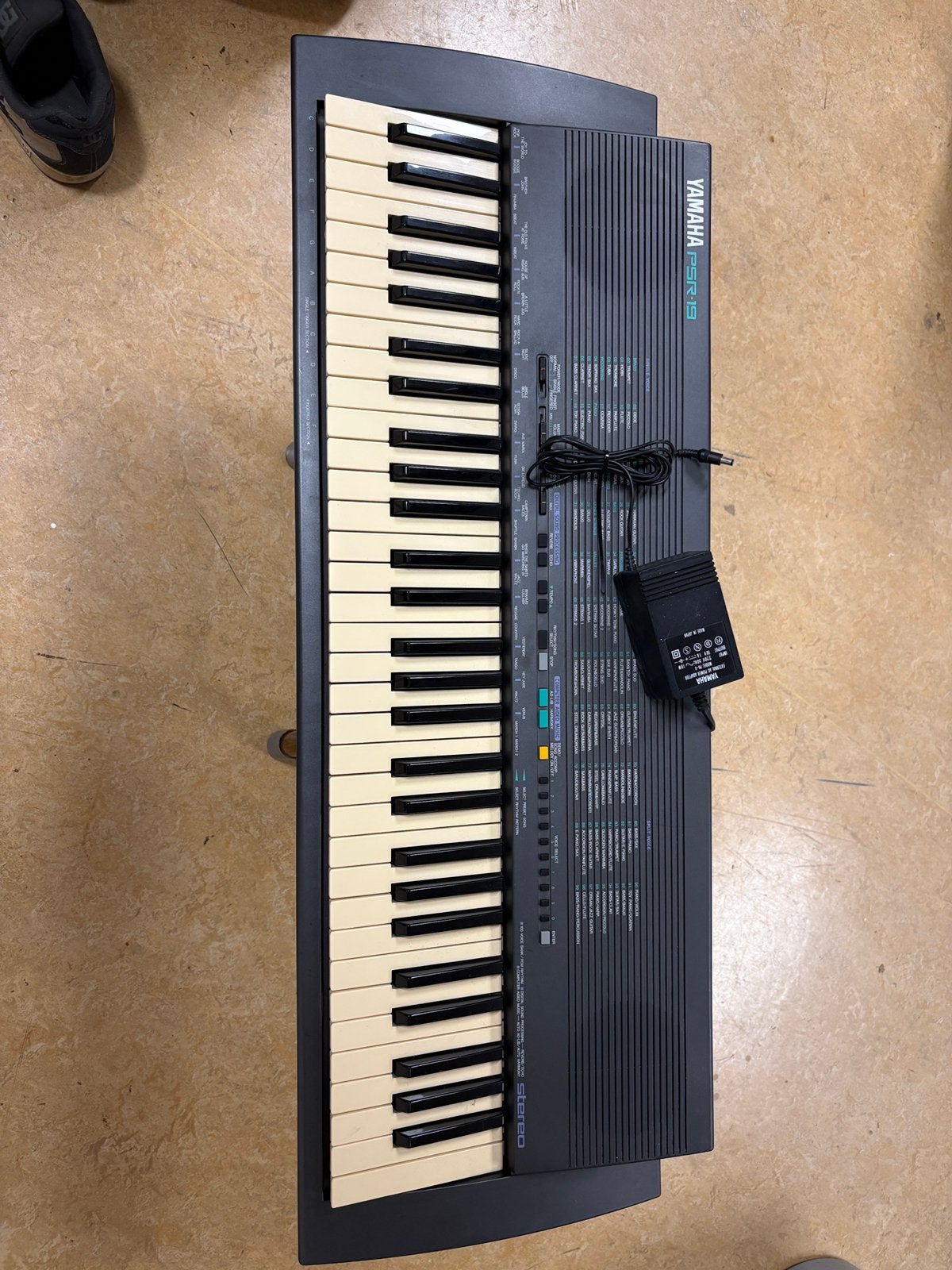 Yamaha PSR 19 keyboard, Ophalen of Verzenden, Gebruikt, 61 toetsen, Yamaha