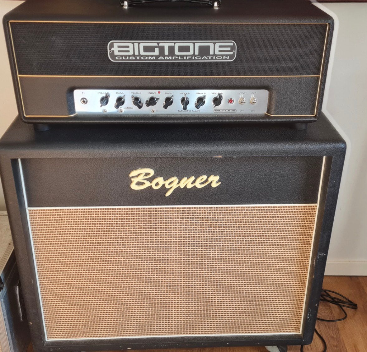 Bigtone Studio Lux 50 + Bogner 2x12 cab, Ophalen, Zo goed als nieuw, Gitaar, 50 tot 100 watt