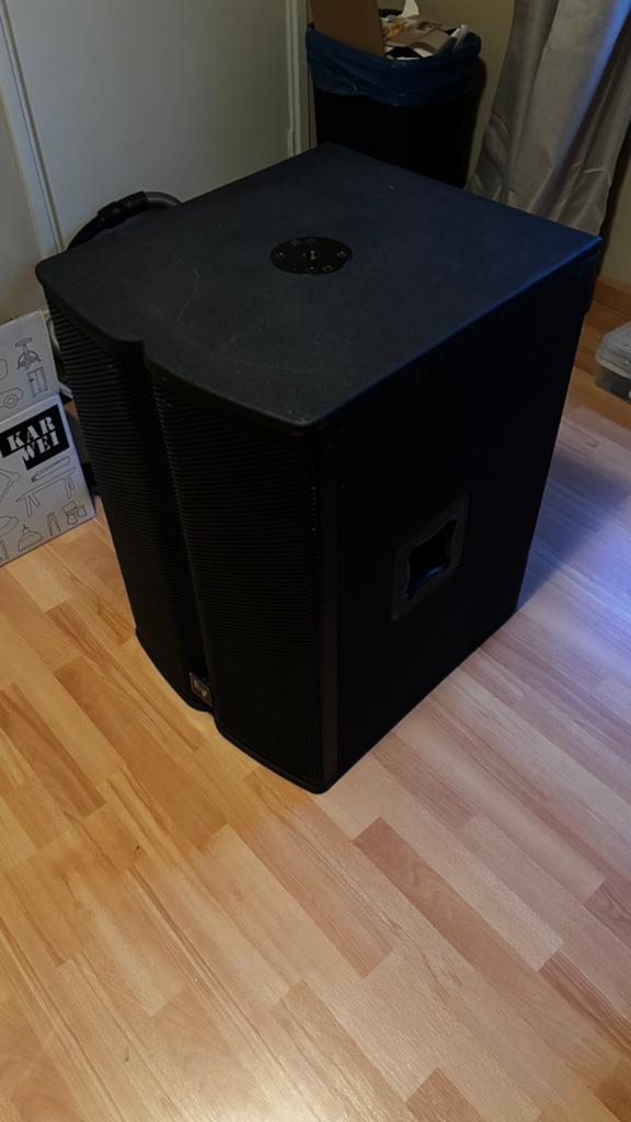 EV  TX1181 2x passieve subwoofer 18”, Ophalen of Verzenden, Zo goed als nieuw, 500 tot 1000 watt