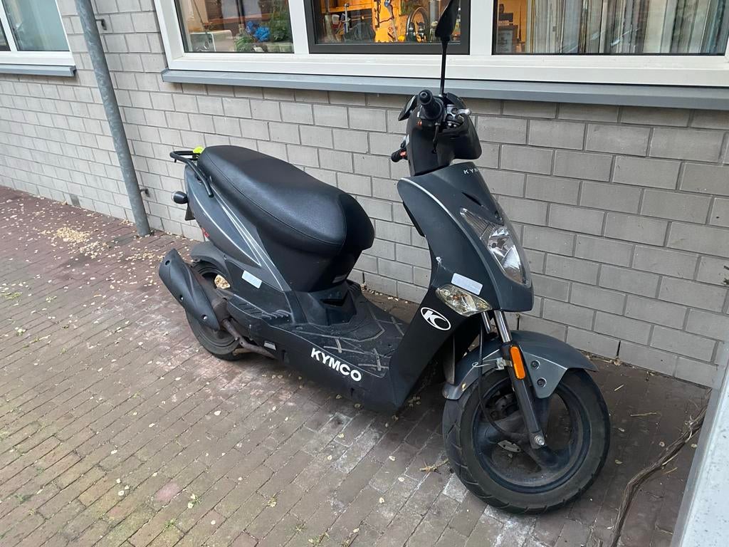 Kymco Agility 50cc 2015 - Perfect lopend, windscherm, Fietsen en Brommers, Scooters | Kymco, Maximaal 45 km/u, Ophalen of Verzenden