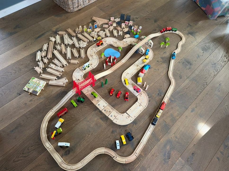 Houten wegen en treinen set, Ophalen, Gebruikt
