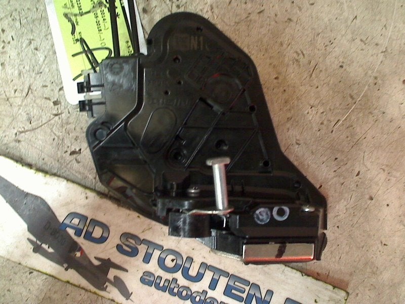 Portierslot Links Achter Peugeot 108 (2018-05/..), Kontakt-peugeot@peugeot.com, Gebruikt, Peugeot Deutschland GmbH, Bahnhofsplatz, Rüsselsheim 65423, , Duitsland