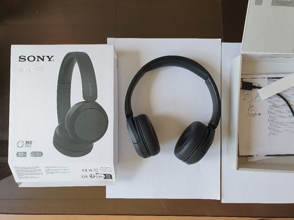Sony draadloze koptelefoon/headset WH-CH520, Audio, Tv en Foto, Koptelefoons, Zo goed als nieuw, Draadloos, Sony, Op oor (supra aural)