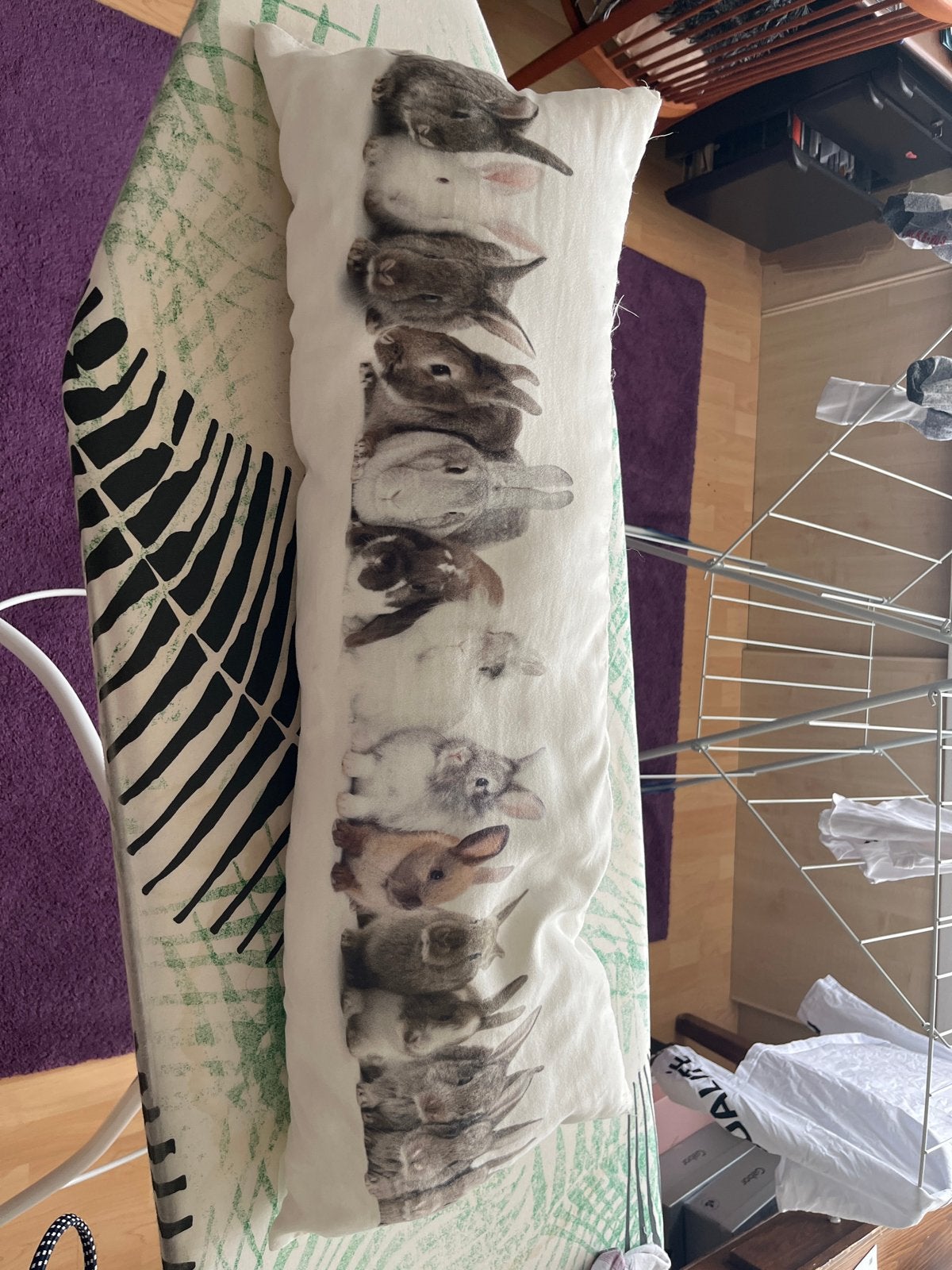 Langwerpig kussen met konijnenprint, Ophalen, Overige merken, Gebruikt, Meerkleurig