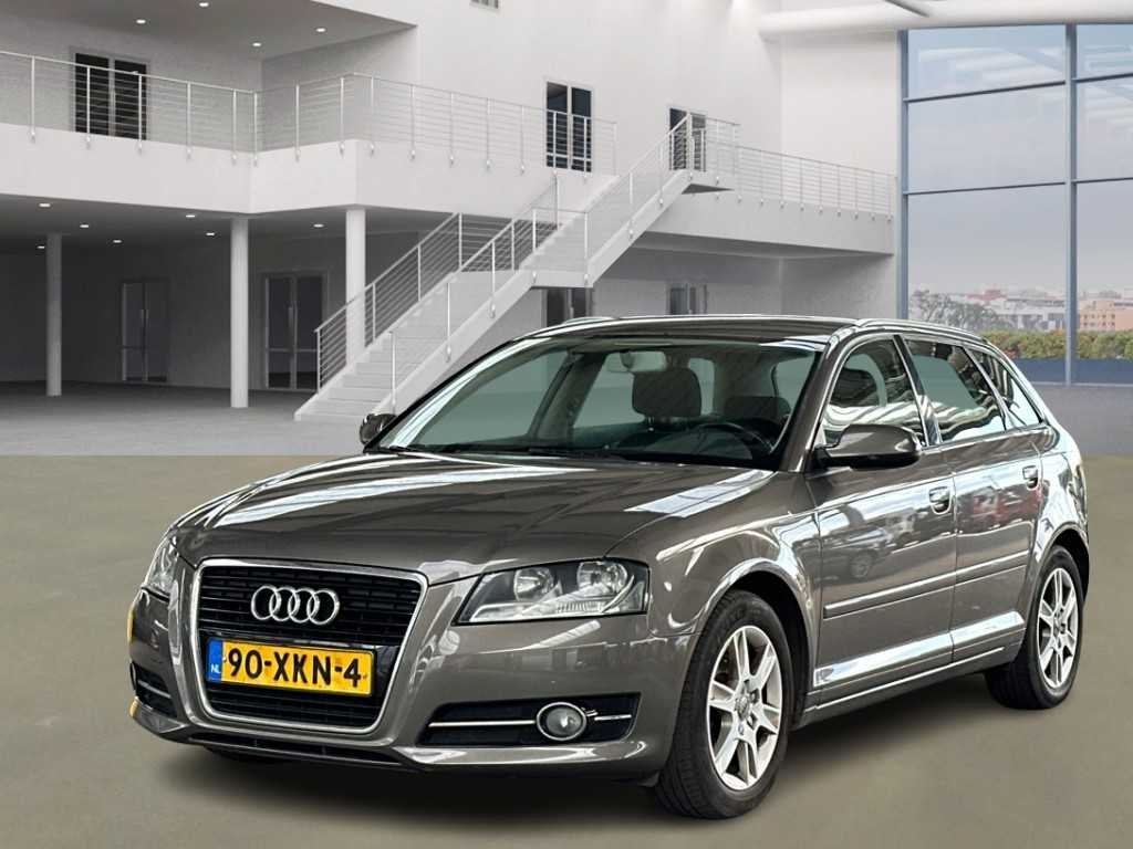 Audi A3 Sportback 1.2 TFSI Attr. PL B ; 90-XKN-4, Auto's, Audi, Voorwielaandrijving, Euro 5, Gebruikt, 4 cilinders