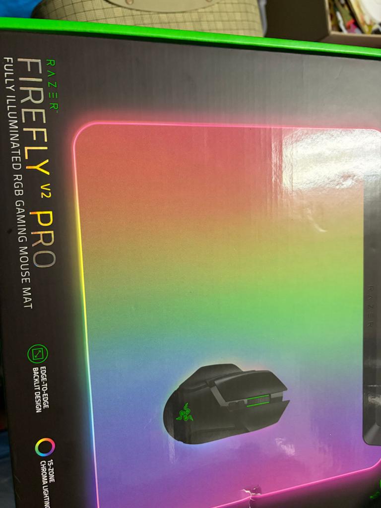 Nieuwe Razer Firefly V2 Pro RGB Gaming Muismat, Ophalen of Verzenden, Nieuw, Gaming muis