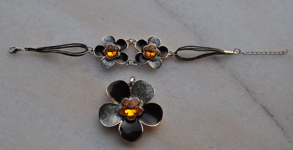 Vintage Retro Kettinghanger Hanger Bloem 5 cm Armband 24 cm, Ophalen of Verzenden, Gebruikt, Zilver, Overige materialen