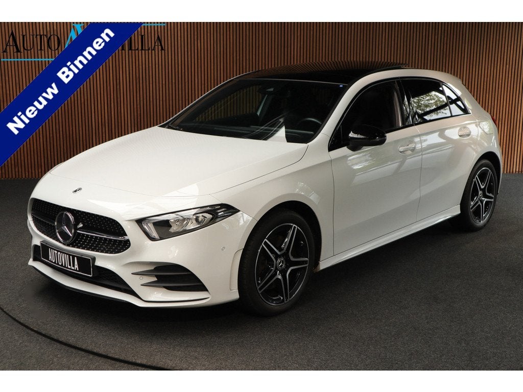 Mercedes-Benz A-Klasse 250e AMG Panodak Leer Navi PTS Ambien, Gebruikt, Zwart, 4 cilinders, Wit