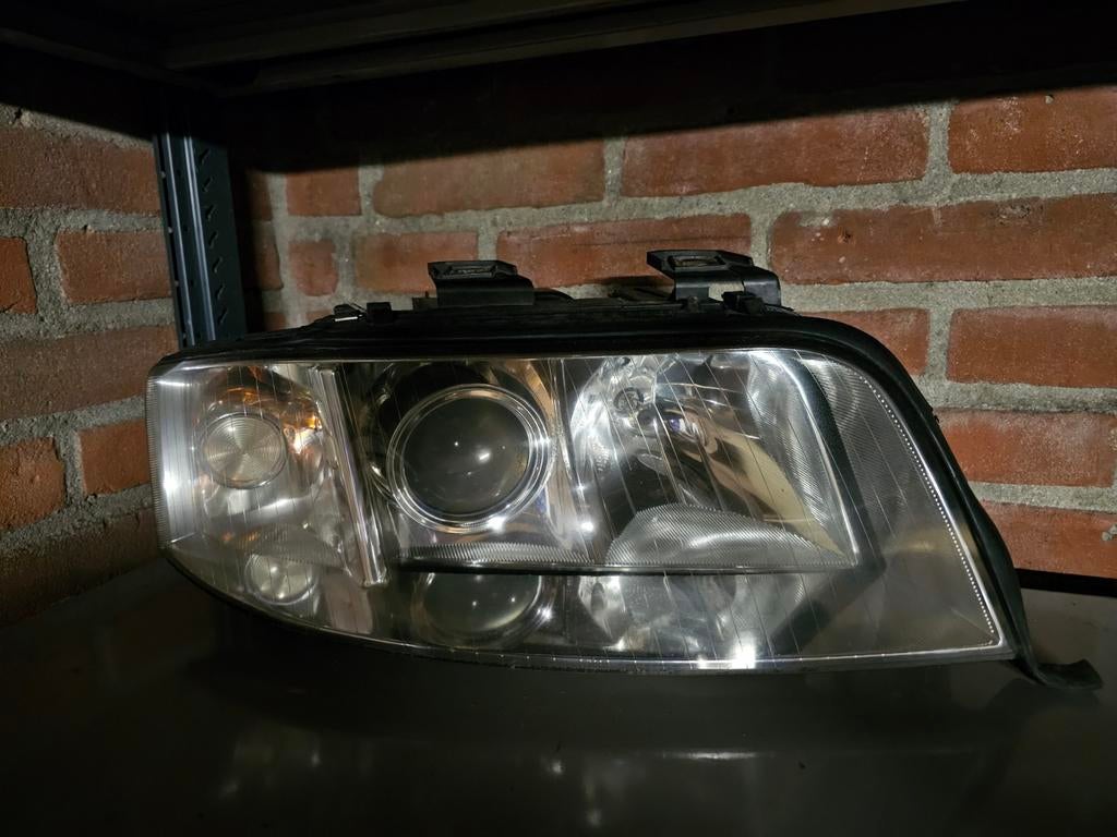 Audi A6 Xenon Koplampen met Ballast Hella, Ophalen of Verzenden, Gebruikt, Audi