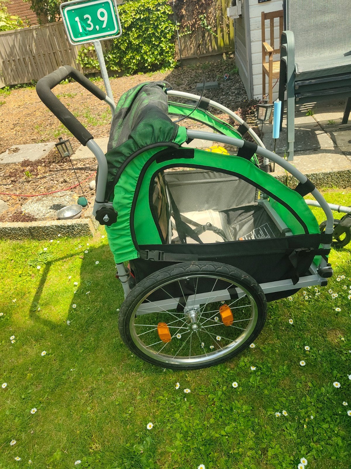 Groene fietskar voor kinderen /hond - Veilig en comfortabel, Fietsen en Brommers, Fietsaccessoires | Aanhangers en Karren, Gebruikt