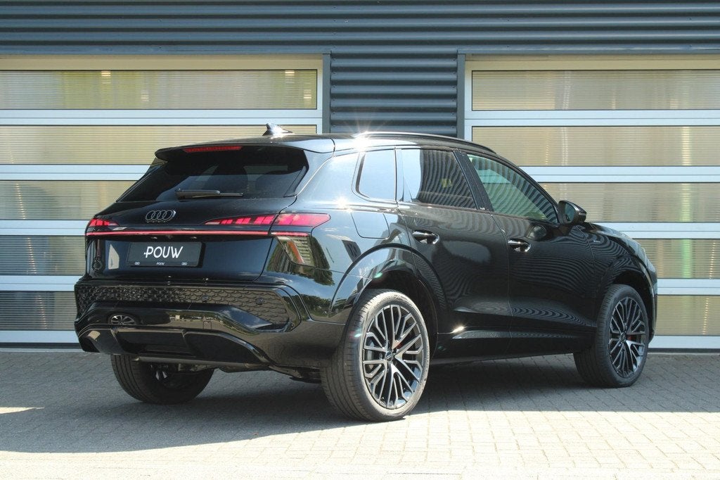 Audi Q3 1.5 e-hybrid 272pk S Edition | Tech Pack Pro | 20" V, Auto's, Audi, 12 maanden, 1800 kg, 1498 cc, 150 min