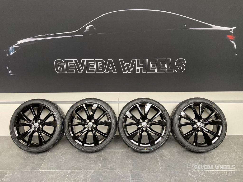 18” originele Volkswagen Polo 2G0 Misano velgen banden 5x100, Auto-onderdelen, Banden en Velgen, 18 inch, -, -, Banden en Velgen