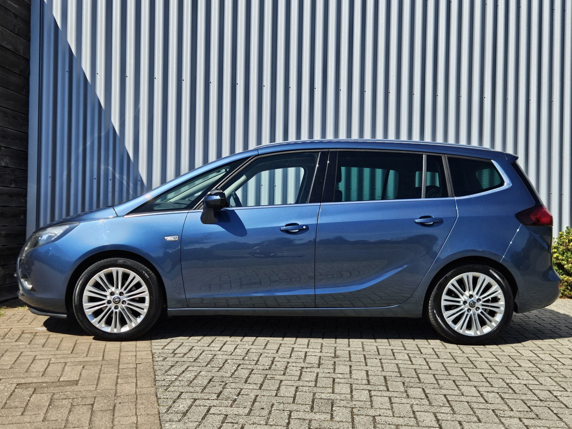 Opel Zafira Tourer 1.6 CDTI Business+ / 7 Persoons / Cruise, Auto's, Opel, Voorwielaandrijving, Gebruikt, 4 cilinders, Blauw