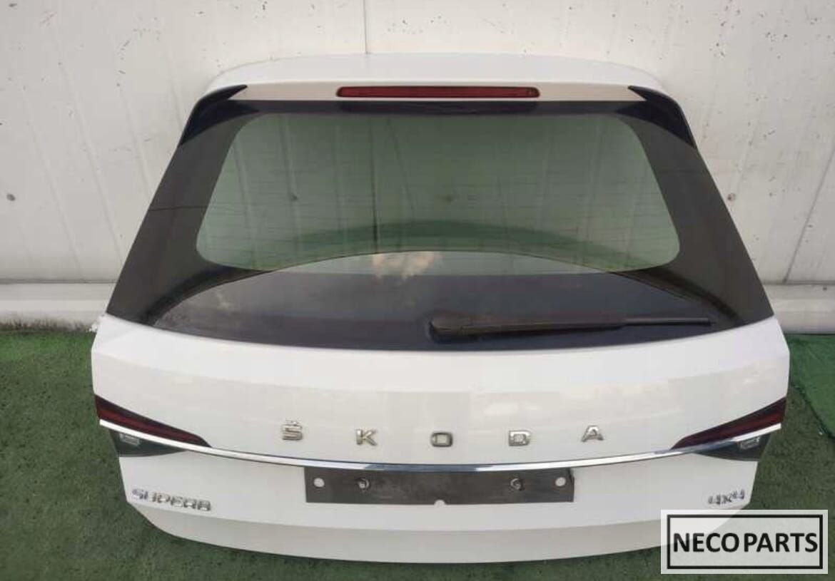 SKODA SUPERB 3V9 FACELIFT LS9R ACHTERKLEP ACHTERLICHT ORG., Gebruikt, -, Ophalen of Verzenden, -