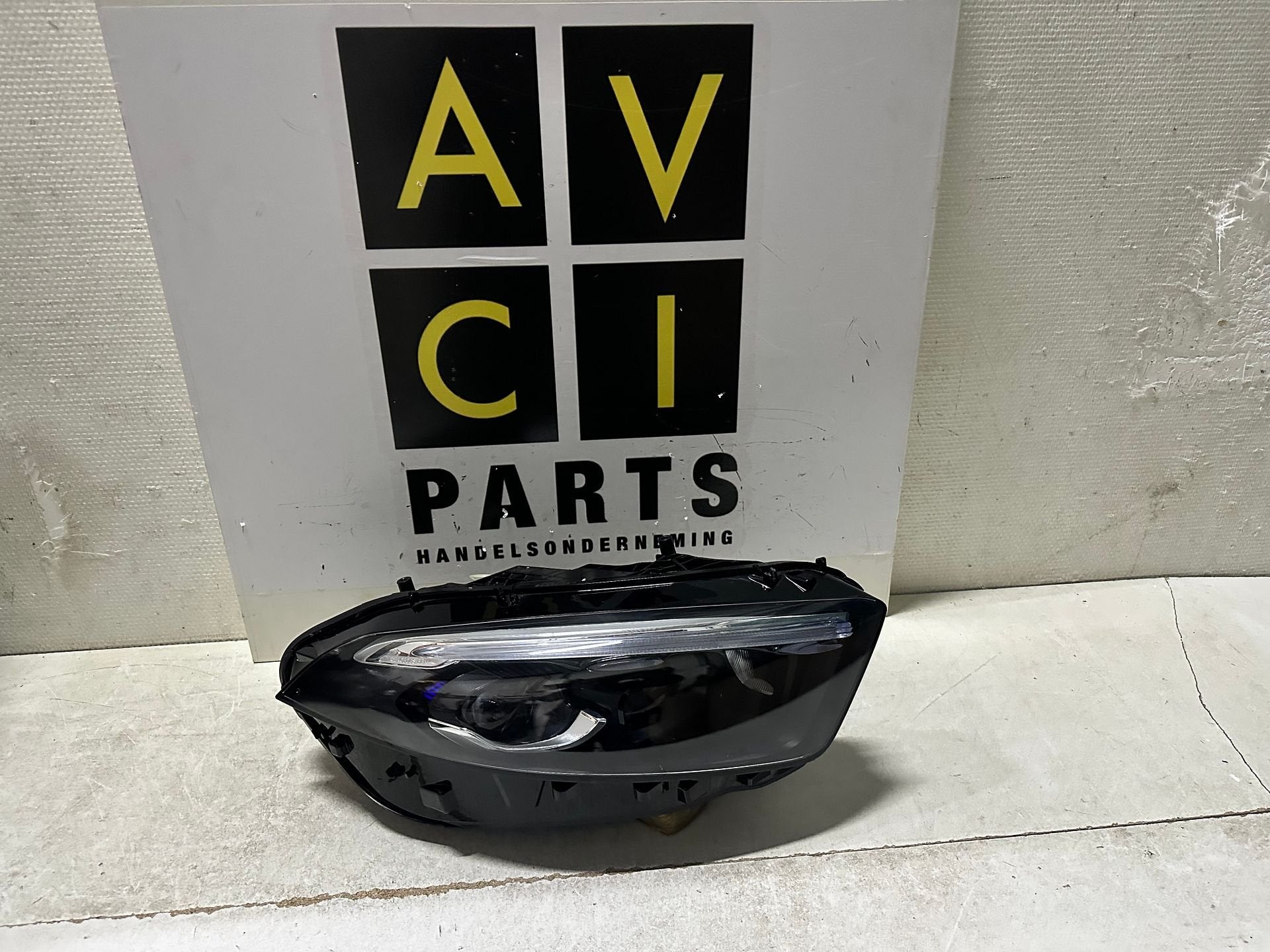 Koplamp Mercedes W177 Facelift Multibeam rechts A1779065804, Gebruikt, -, Ophalen of Verzenden, -