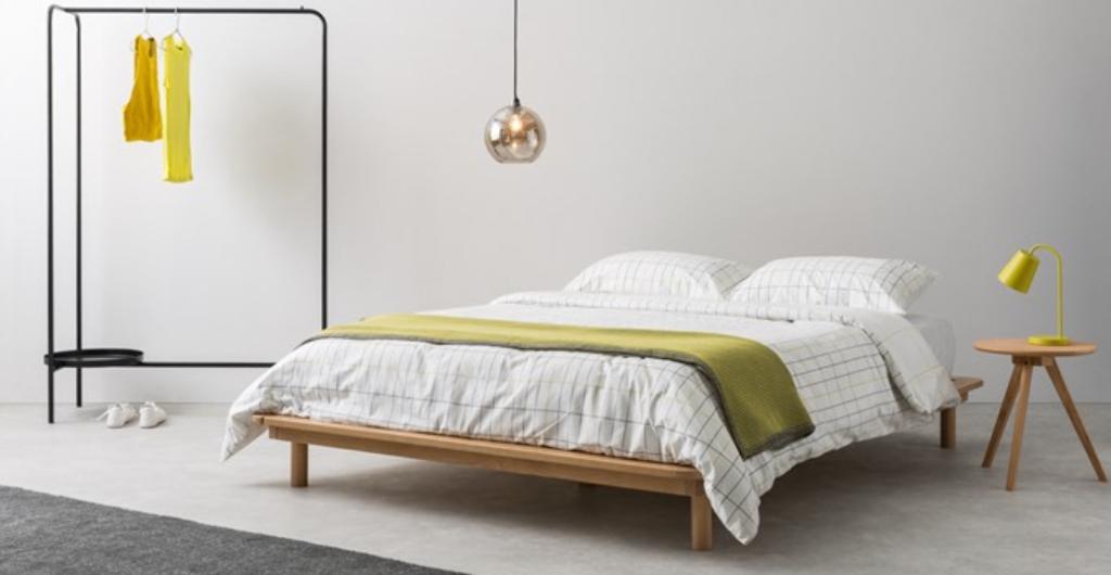 MADE Platform / bed model KANO 160 x 200, Ophalen, Zo goed als nieuw, Twijfelaar, 160 cm