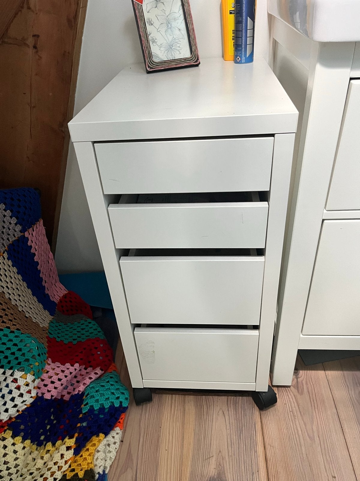 IKEA Micke ladeblok op wielen, Huis en Inrichting, Ophalen, Minder dan 50 cm, Gebruikt, 100 tot 150 cm