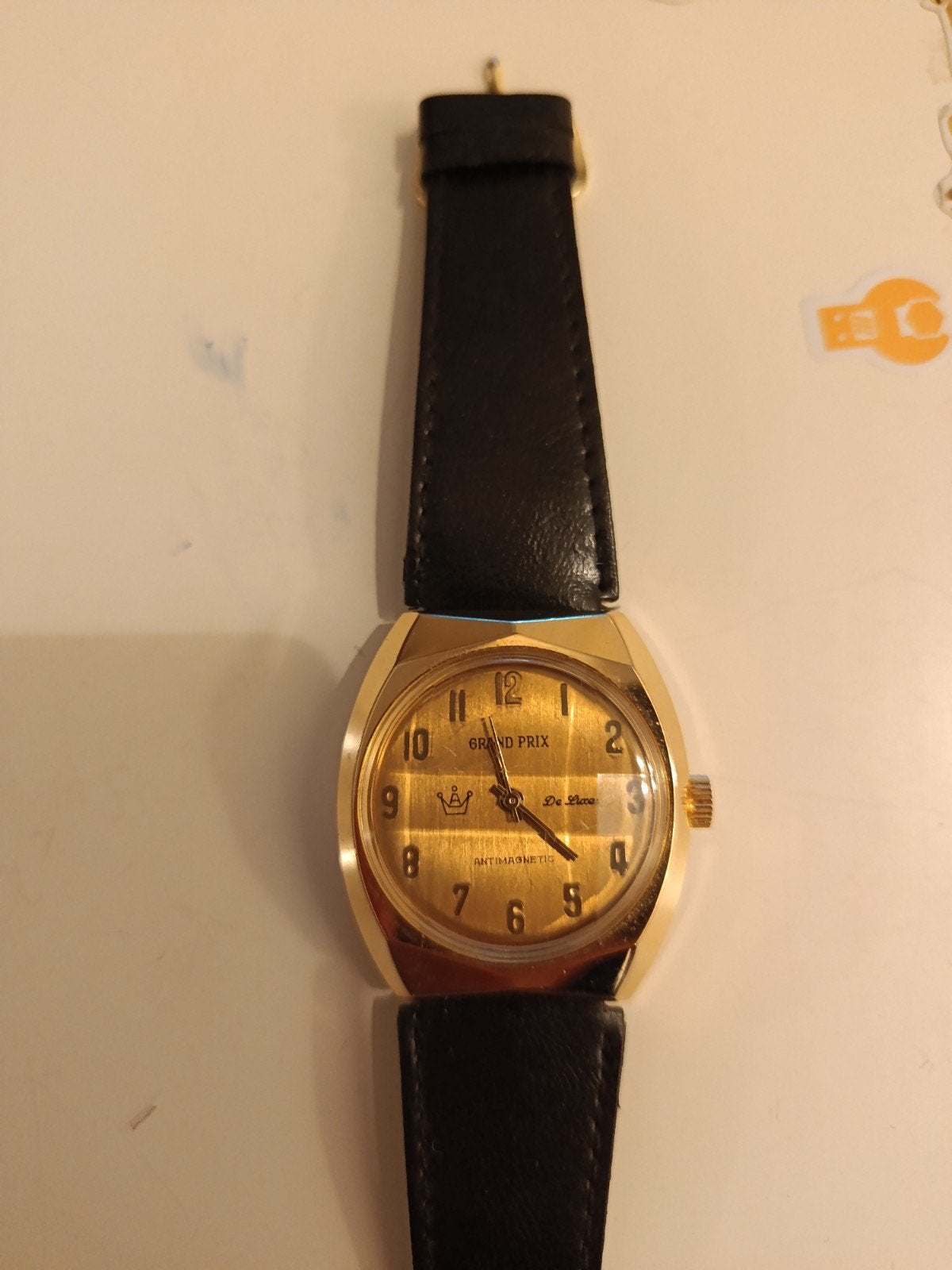 Vintage Grand Prix De Luxe Polshorloge - Antimagnetic, Sieraden, Tassen en Uiterlijk, Overige merken, Polshorloge, Met bandje
