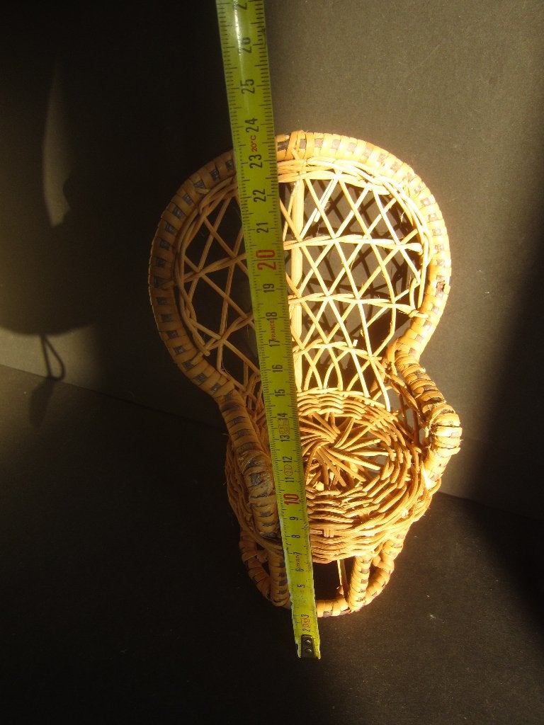 rieten pauwenstoel voor een pop   23 cm. hoog, Ophalen of Verzenden, Zo goed als nieuw, Accessoires