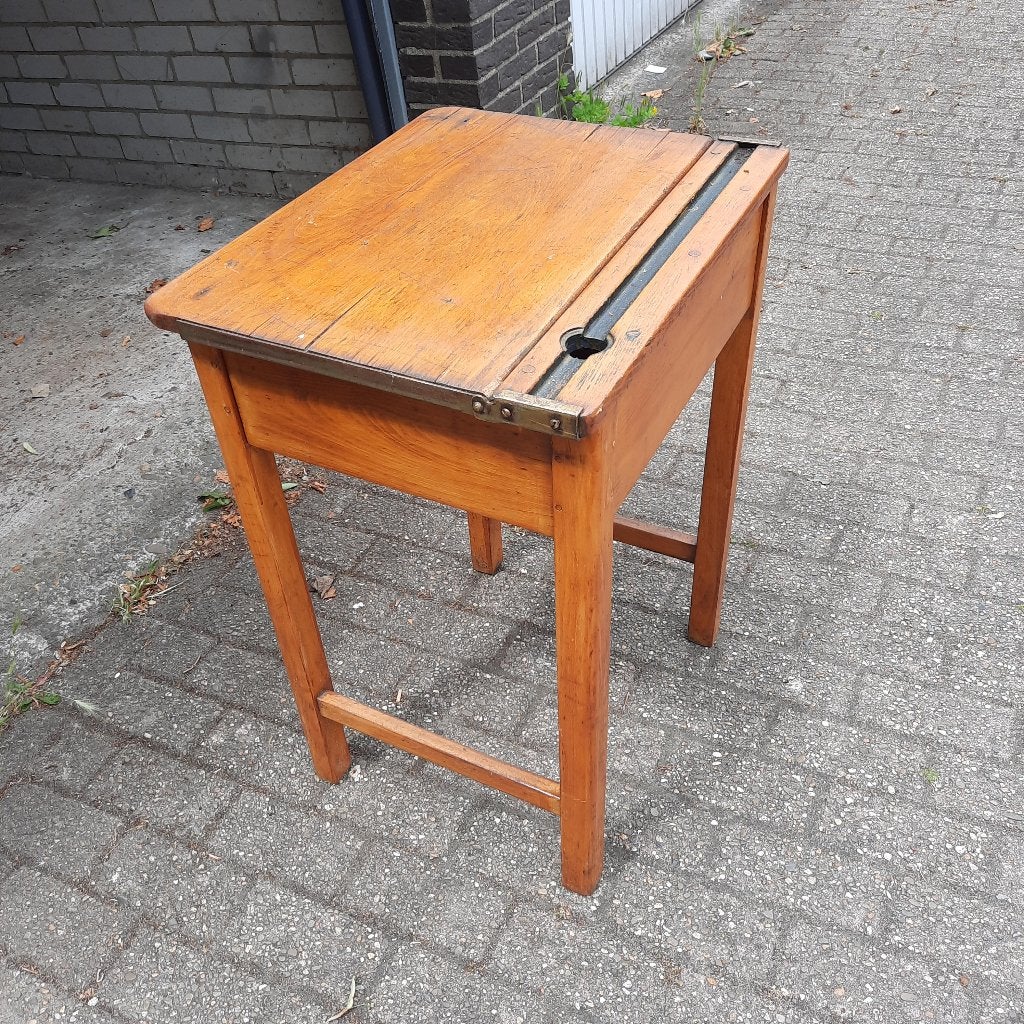 antieke  inkt school lessenaar, Ophalen