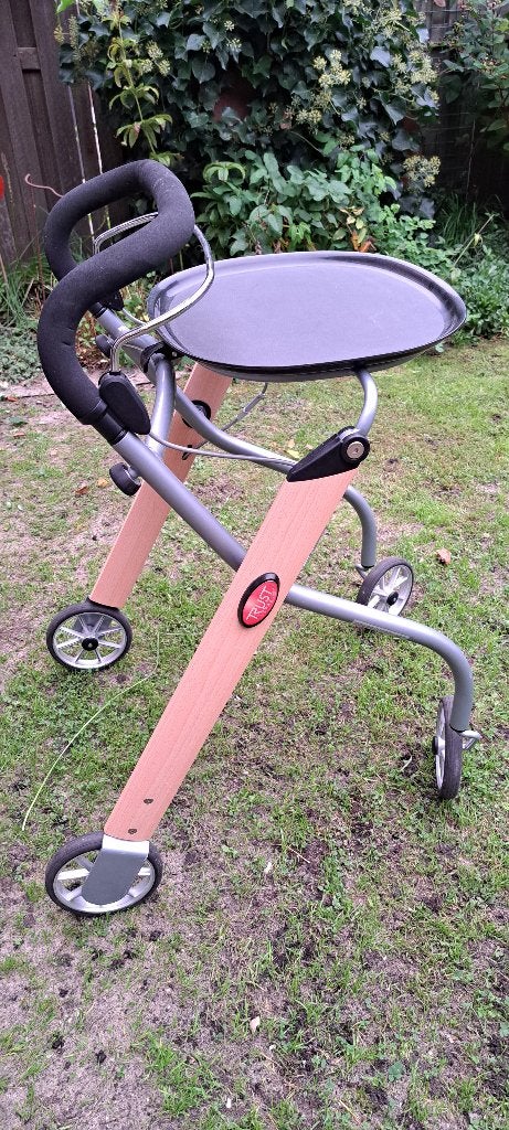 Trustcare rollator voor binnen, Diversen, Ophalen, Opvouwbaar, Gebruikt