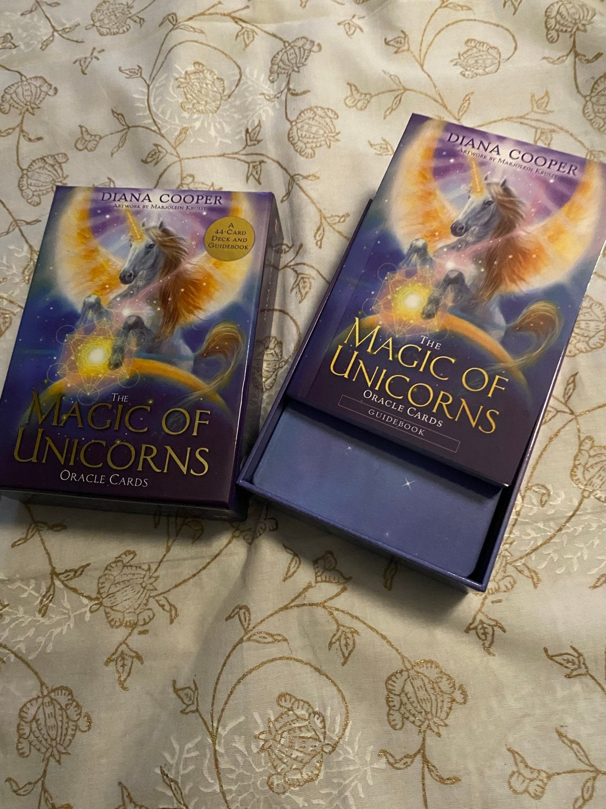 Diana Cooper The Magic of Unicorns Oracle Cards, Ophalen of Verzenden, Zo goed als nieuw