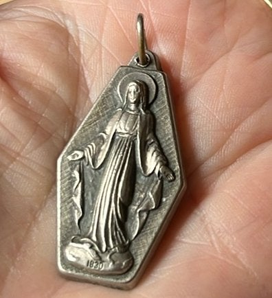 Mooie Religieuze Hanger- H. Maagd Maria, Antiek en Kunst, Ophalen of Verzenden