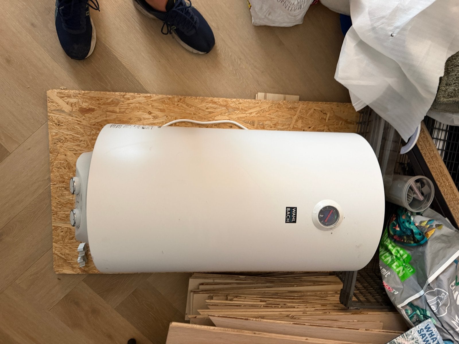 Elektrische boiler 50 liter - 2 jaar oud, Doe-het-zelf en Verbouw, Geisers en Boilers, 20 tot 100 liter, Boiler, Ophalen of Verzenden
