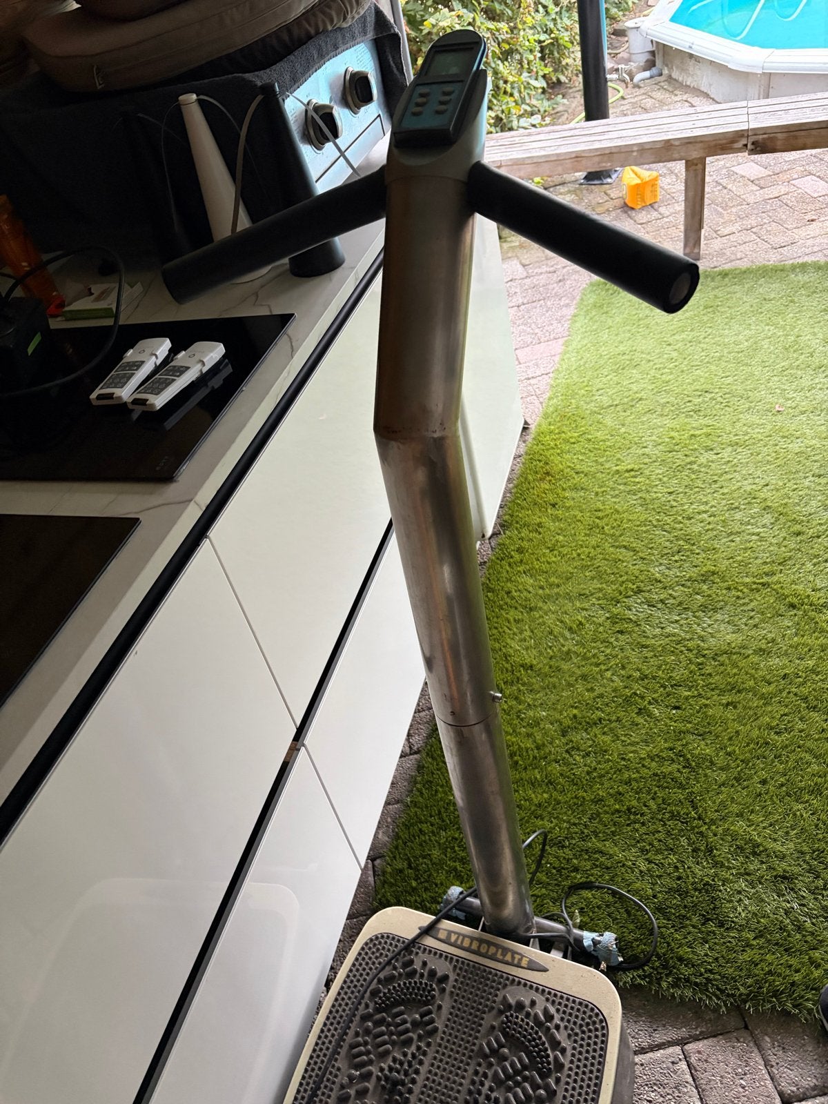 Diverse fitnessapparatuur: loopband, crosstrainer, hometrain, Ophalen, Gebruikt, Armen, Metaal