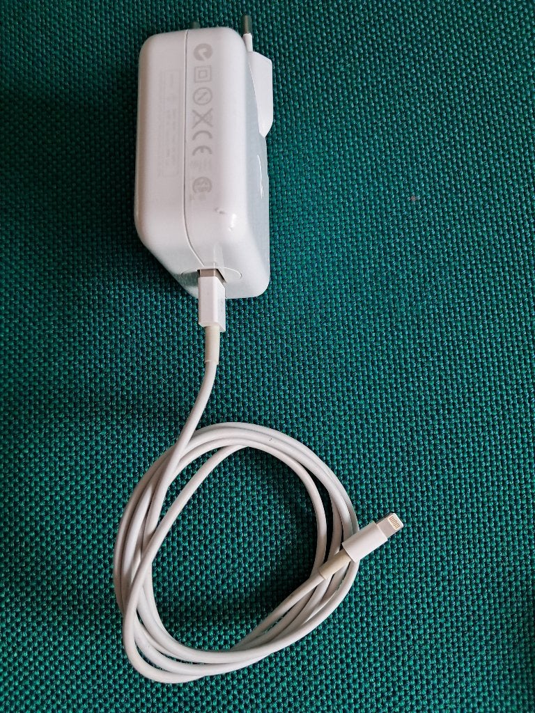 Apple iPod USB Power Adapter, Computers en Software, Laptop-opladers, Ophalen of Verzenden, Gebruikt, APPLE