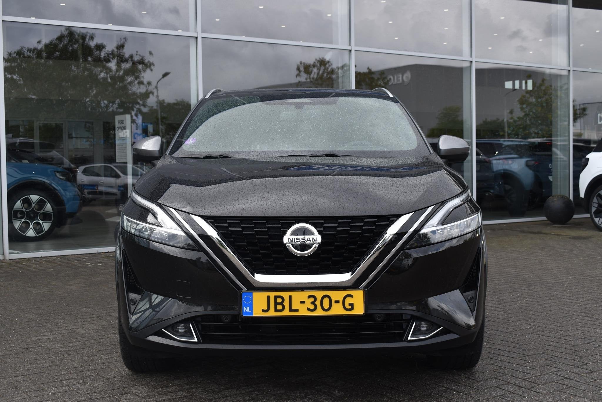 Nissan Qashqai 1.3 MHEV Xtronic Tekna Plus | Automaat | Trek, 12 maanden, Euro 6, Zwart, Leder