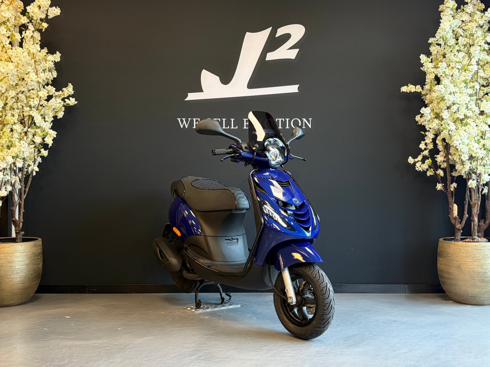 Piaggio Zip | Dark Candy Blu | Brom | 2025 | 3857 km | 1 eig